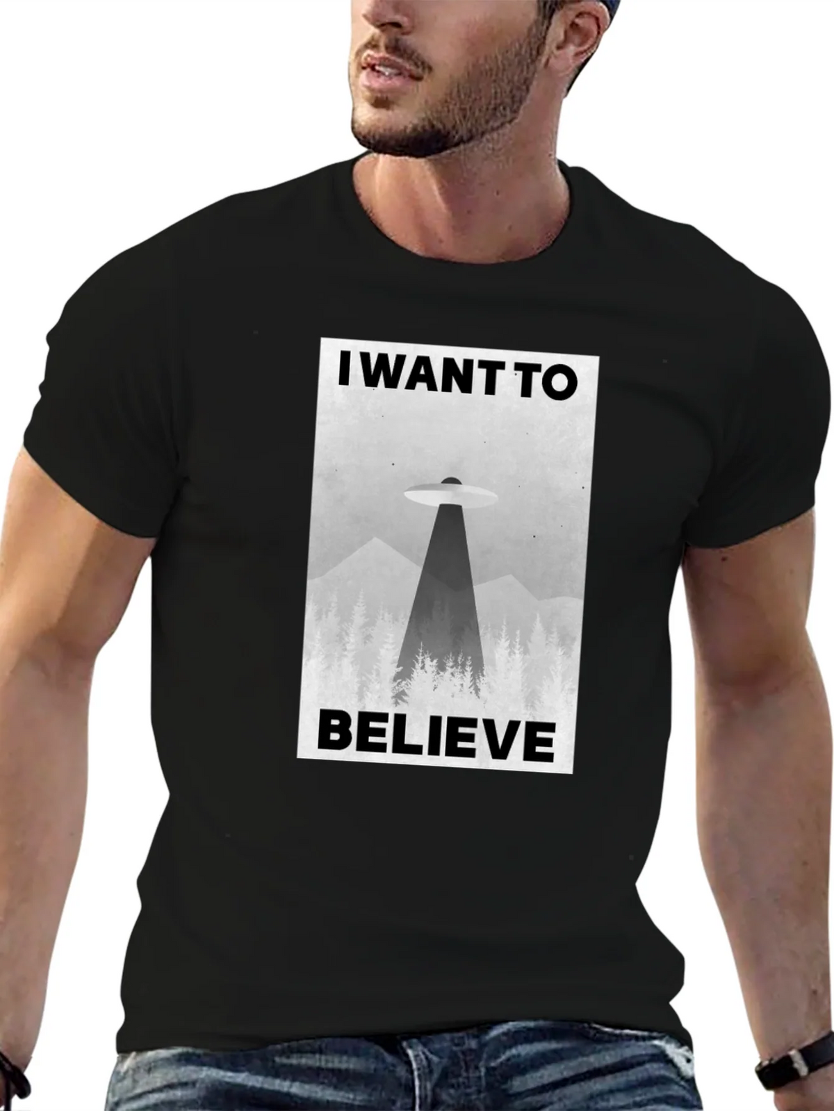 I Want to Believe UFO Graphic T-Shirt product image 6